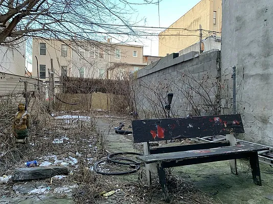 Rented by null | media 10