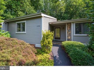 1124 Merrifield Dr, West Chester, PA 19380