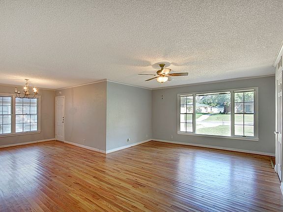4th image of 2728 Ryan Place Dr