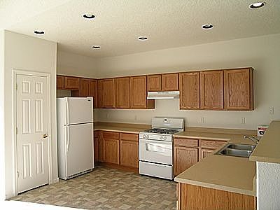 Kitchen_2