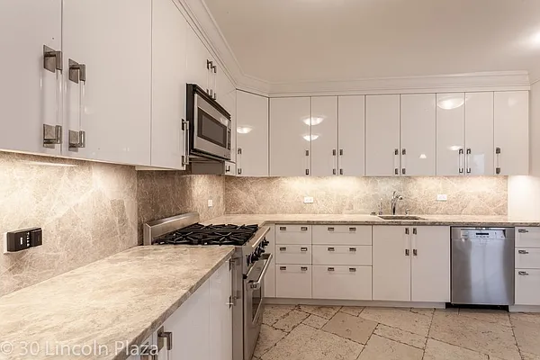 Rented by Milford Management | media 22