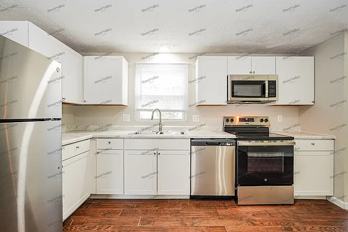 3519 Walnut Creek Dr — Photo 8