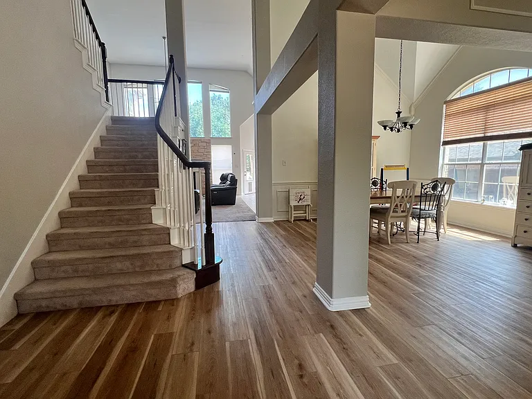 3412 Durham Ln — Photo 2