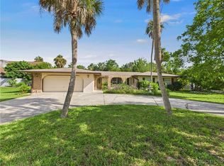 10125 W Halls River Rd, Homosassa, FL 34448