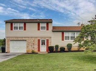 3425 Cranmere Ln, York, PA 17402