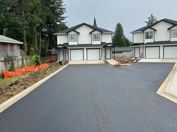 2235 D St #A, Forest Grove, OR 97116