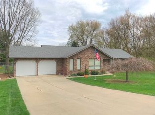 51336 Outer Dr, South Bend, IN