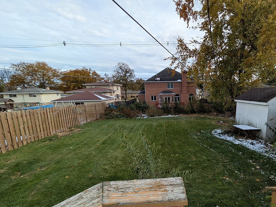 2nd image of 795 N Emroy Ave