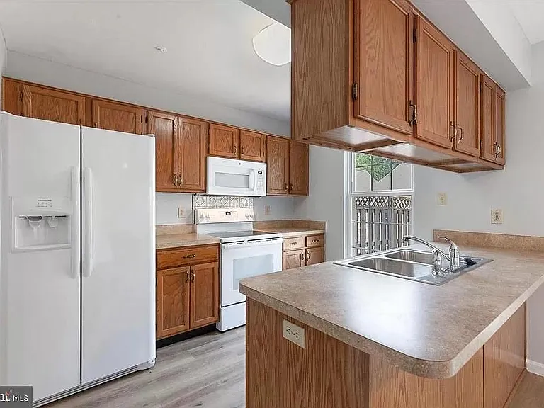 2279 Wetherburne Way — Photo 14