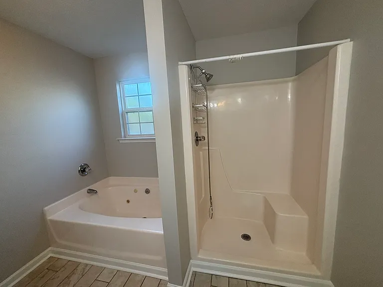 644 Grover Dr — Photo 22