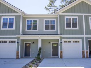 383 James St, Vass, NC 28394
