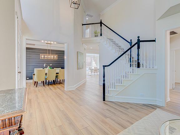 Stunning 2-story Entry