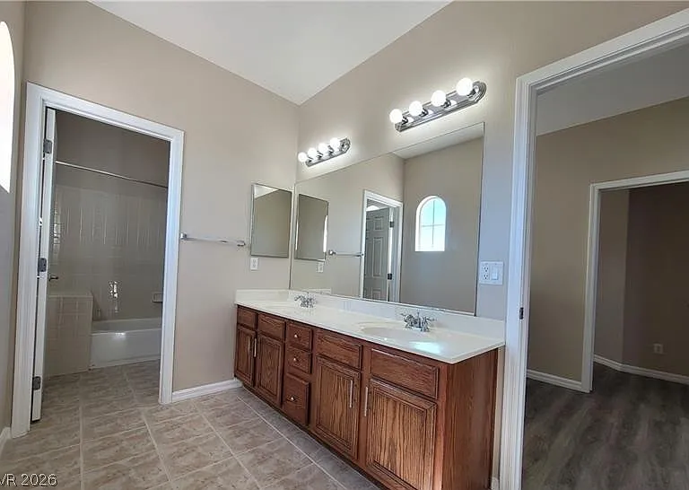971 Armandito Dr — Photo 32