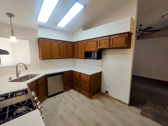 5th image of 1804 E Westcott Court