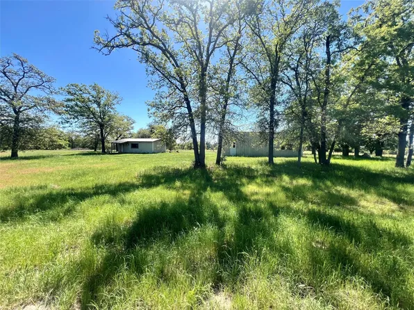 2542 County Road 306, Lexington, TX 78947