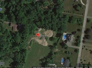 48 Clay Rd, Bethany, CT 06524