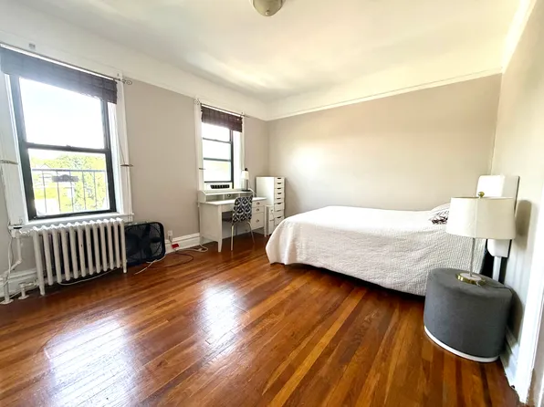 270 Harrison Ave APT 402, Jersey City, NJ 07304