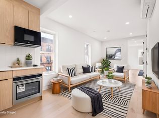 426 15th St APT 3R, Brooklyn, NY 11215