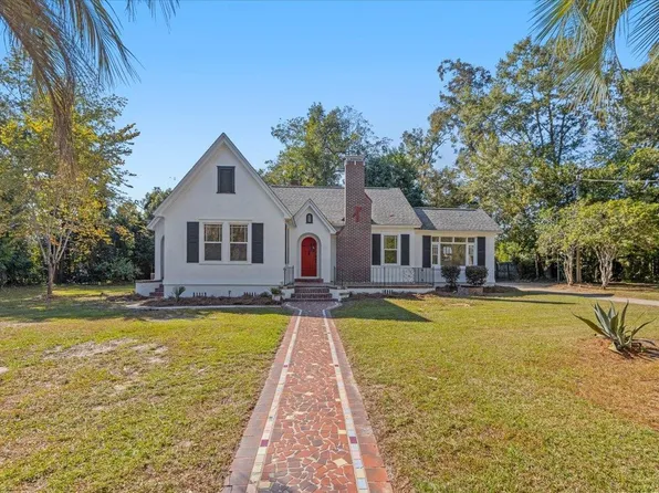 206 NE 2nd St, Havana, FL 32333