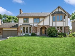 4909 W 93rd St, Bloomington, MN 55437