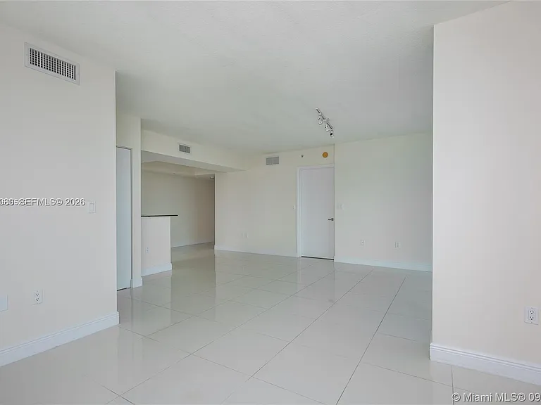 1871 NW South River Dr #902 — Photo 17