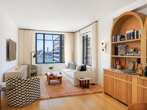 110 Charlton St APT 14C, New York, NY 10014