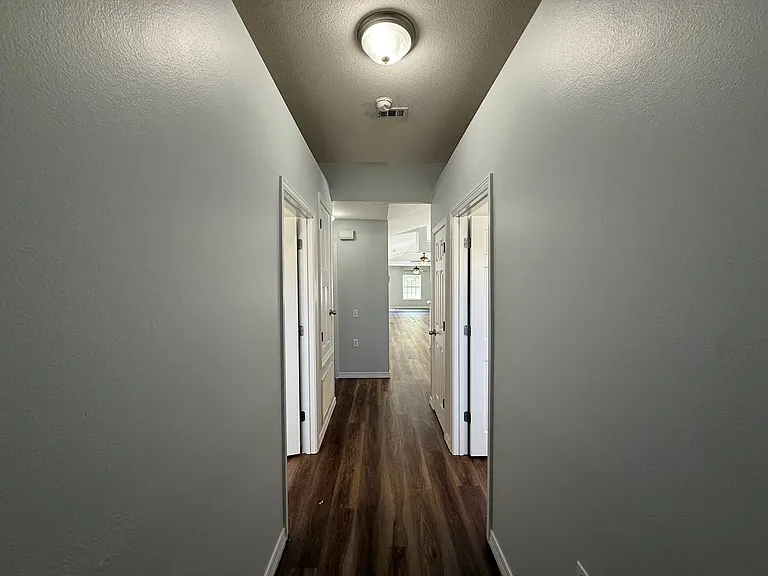 1229 Brownfield Rd — Photo 5