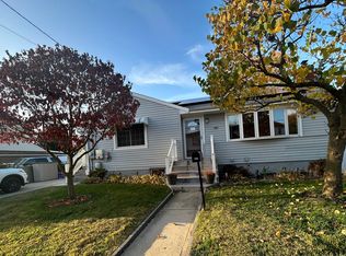 130 Fredrick Ave, Elmont, NY 11003