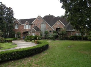 111 Brookgreen Cir S, Montgomery, TX 77356