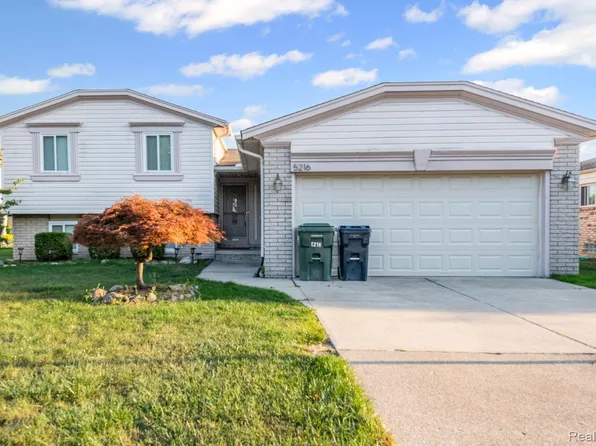 5216 Peekskill Dr, Sterling Heights, MI 48310