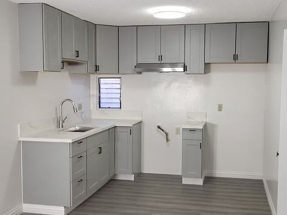 2nd image of 906 N Beaudry Ave APT 4