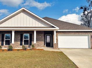 2215 Hamilton Ridge Dr E, Mobile, AL 36695