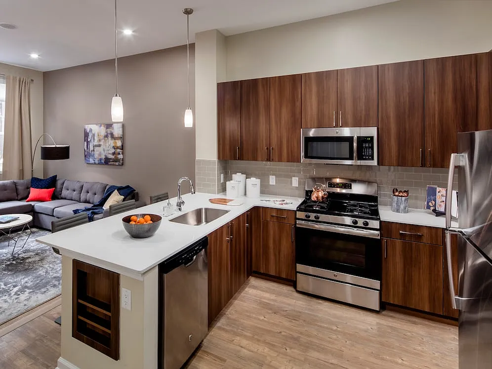 Avalon Maplewood — Photo 1