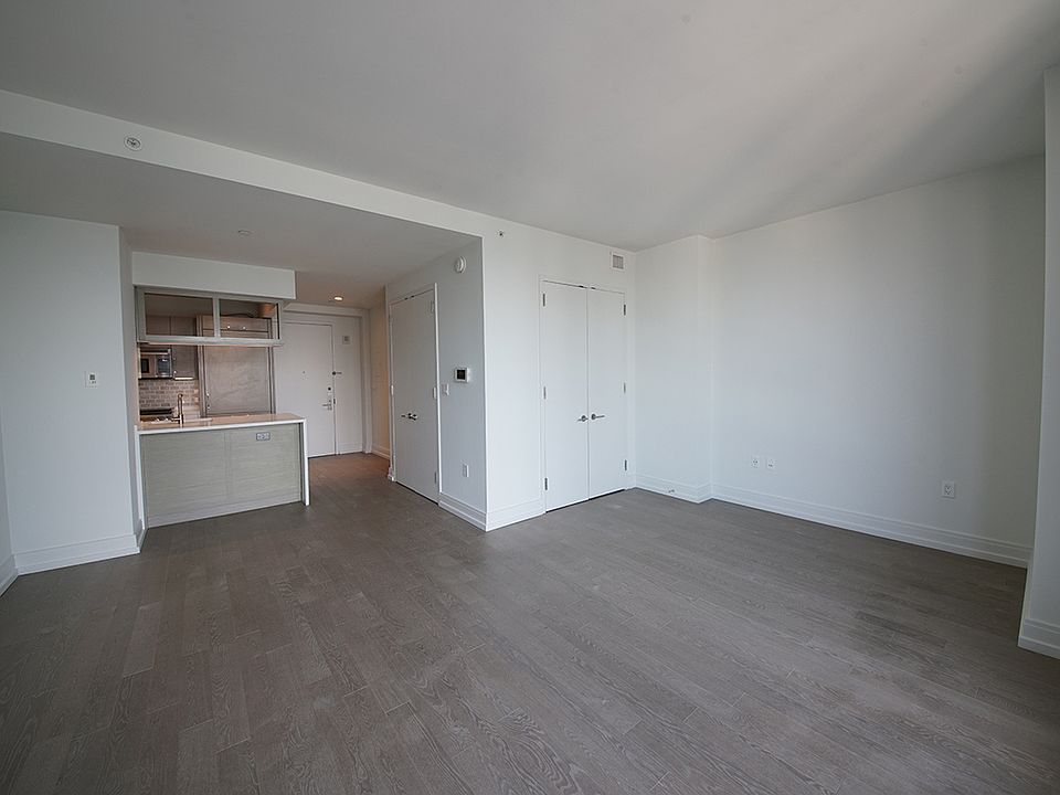 1st image of 555 10th Ave #H