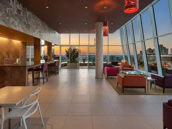 322 West 57th Street image 8 of 10