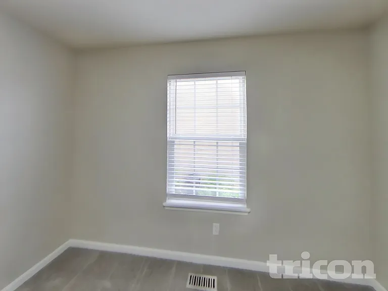 539 Great Oaks Meadow Dr — Photo 10