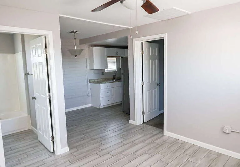561 S Meridian Rd #2 — Photo 3