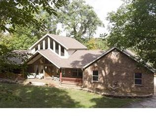 7596 Gebel Ln, Hillsboro, MO 63050