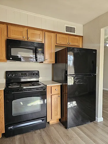 103 W Dunn Ave #3 Photo 1