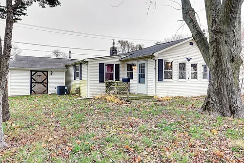 1905 14th Ave Photo 1