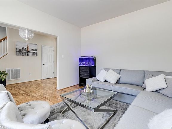 5th image of 8436 Leno Pl