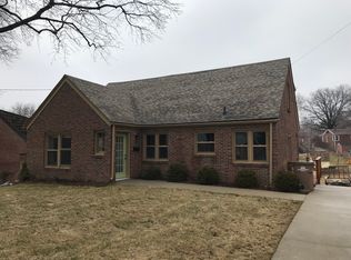 6613 Colby Ave, Windsor Heights, IA 50324