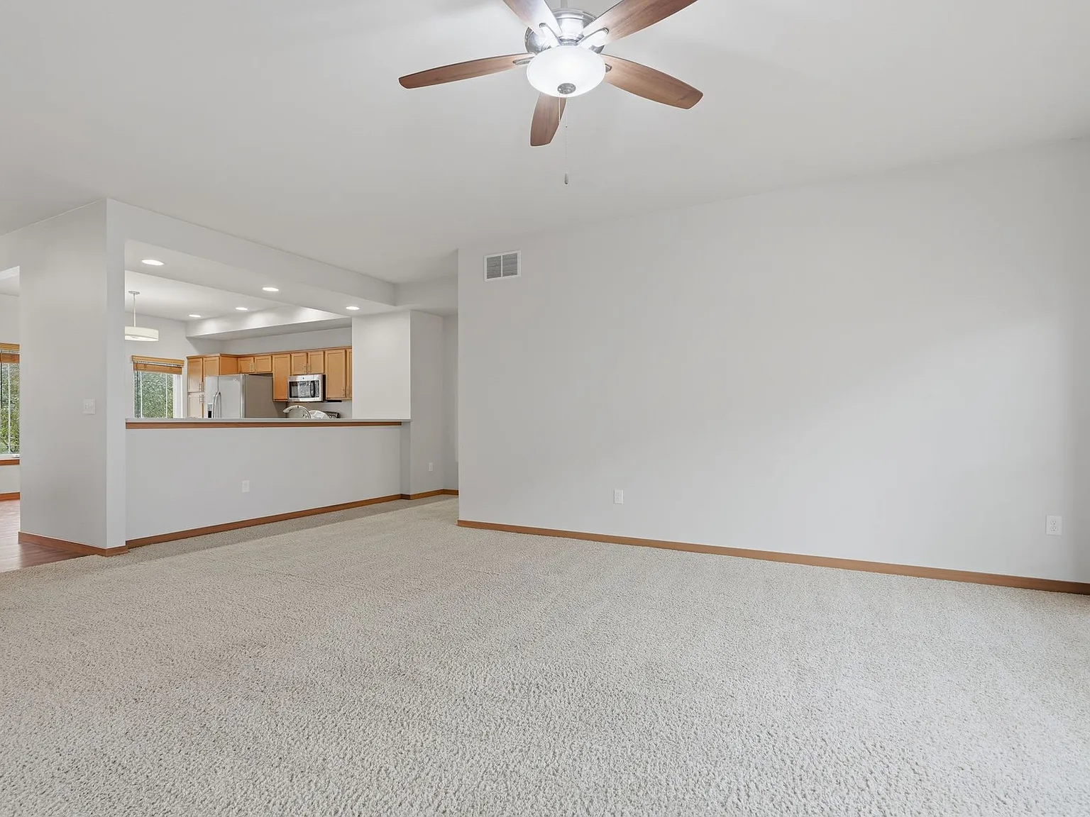 Cardinal Pointe Townhomes — Photo 4