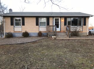 2143 McGhee St, Bedford, VA 24523