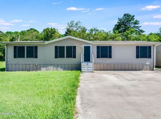 217 Liz Dr, Saint Martinville, LA 70582