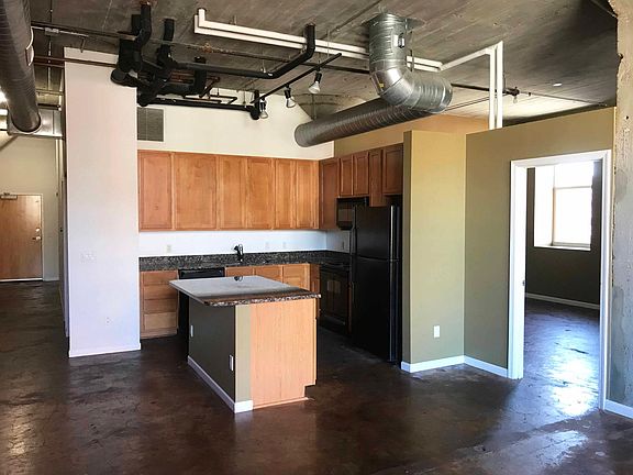 2nd image of 1511 Locust St APT 704
