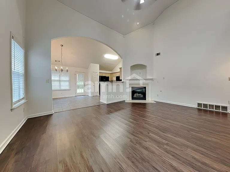 6889 Show Boat Ln — Photo 6