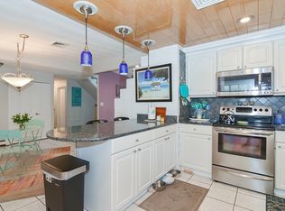 18 Rosslare Rd, Framingham, MA 01701