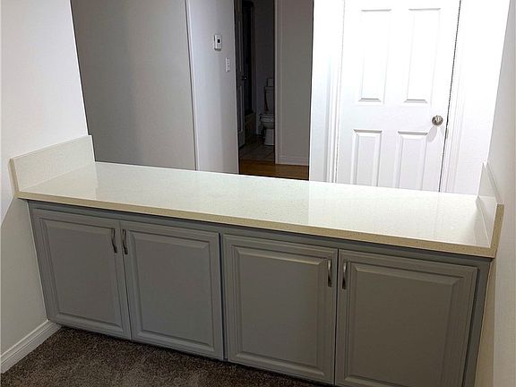 4th image of 4807 Beck Ave Unit 4