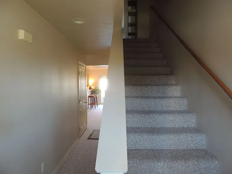 3301 Laredo Dr #B — Photo 7